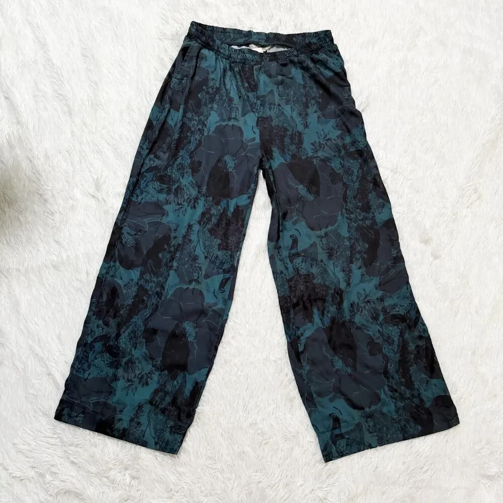 Women Soft Surroundings Floral Bosha Wide Leg Pants in Green Black Size Medium